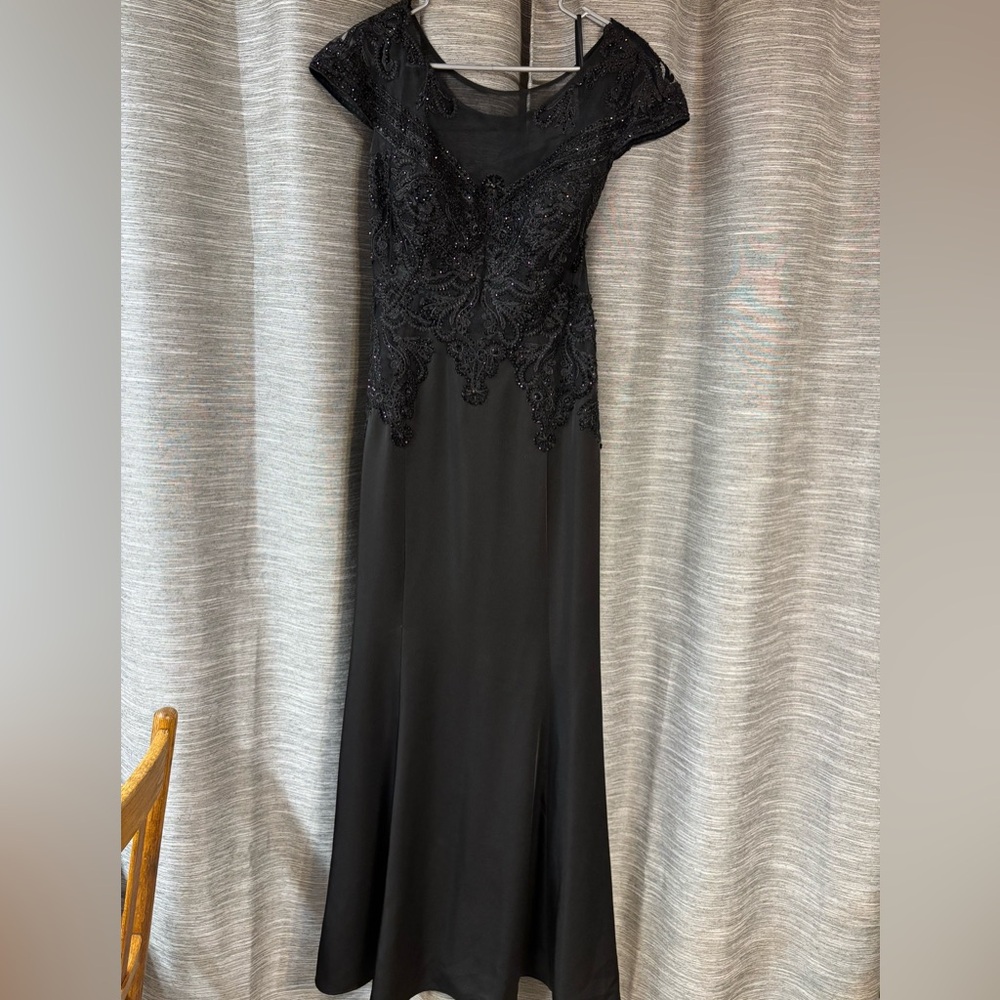 RSVP by Alan Evan’s formal gown